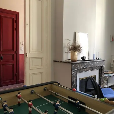 Apartment Grand Design, Arenes